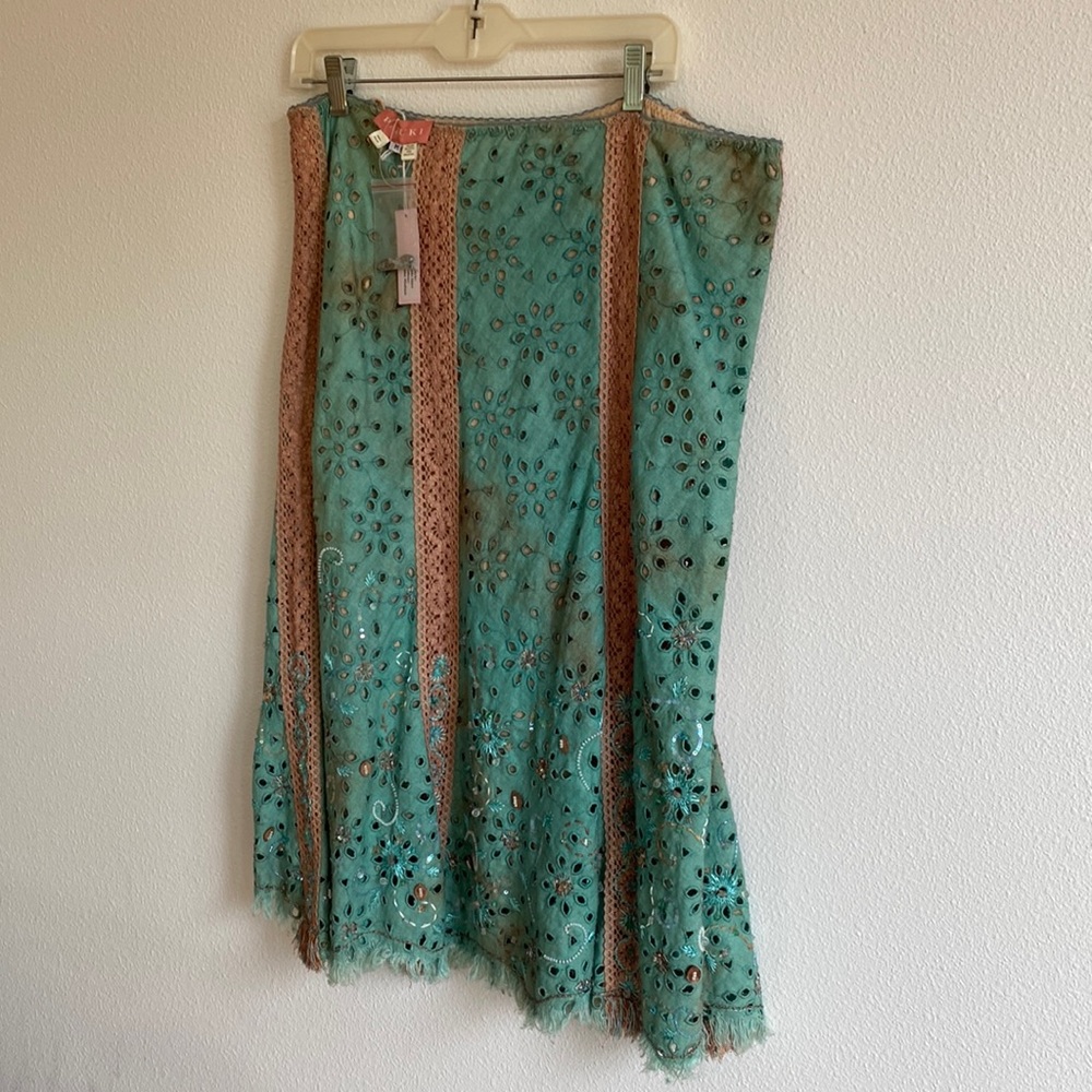 Amazing design skirt. Made in England.